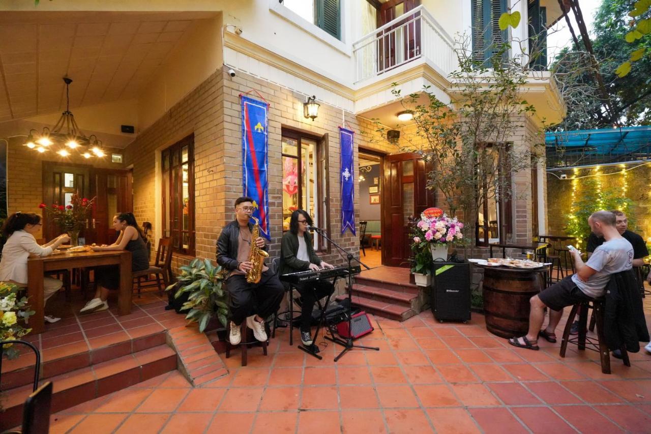 Musketeers Guest House Hanoi Exterior photo