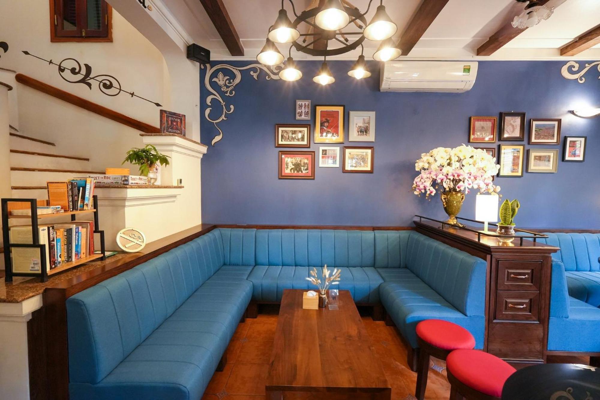 Musketeers Guest House Hanoi Exterior photo